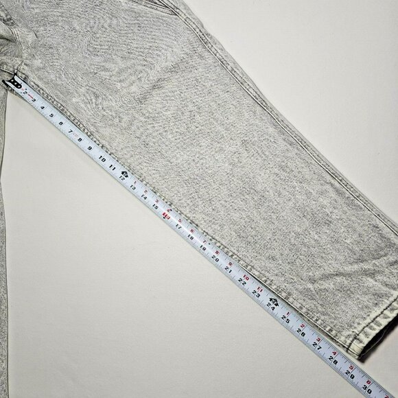 Vintage Lee High Rise Mom Jeans Women's Size 28x29" Light Gray Stone Wash - Picture 11 of 11